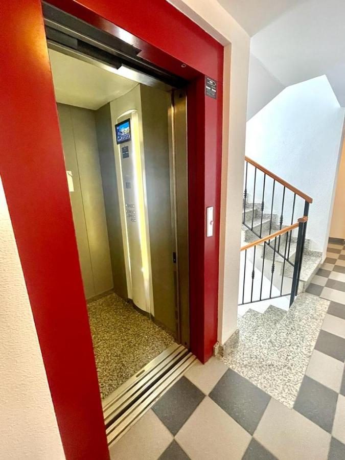 Апартаменти Apartamento Al Lado De La Playa Монкофар Екстер'єр фото