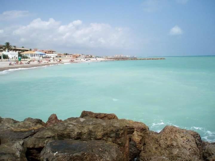 Апартаменти Apartamento Al Lado De La Playa Монкофар Екстер'єр фото