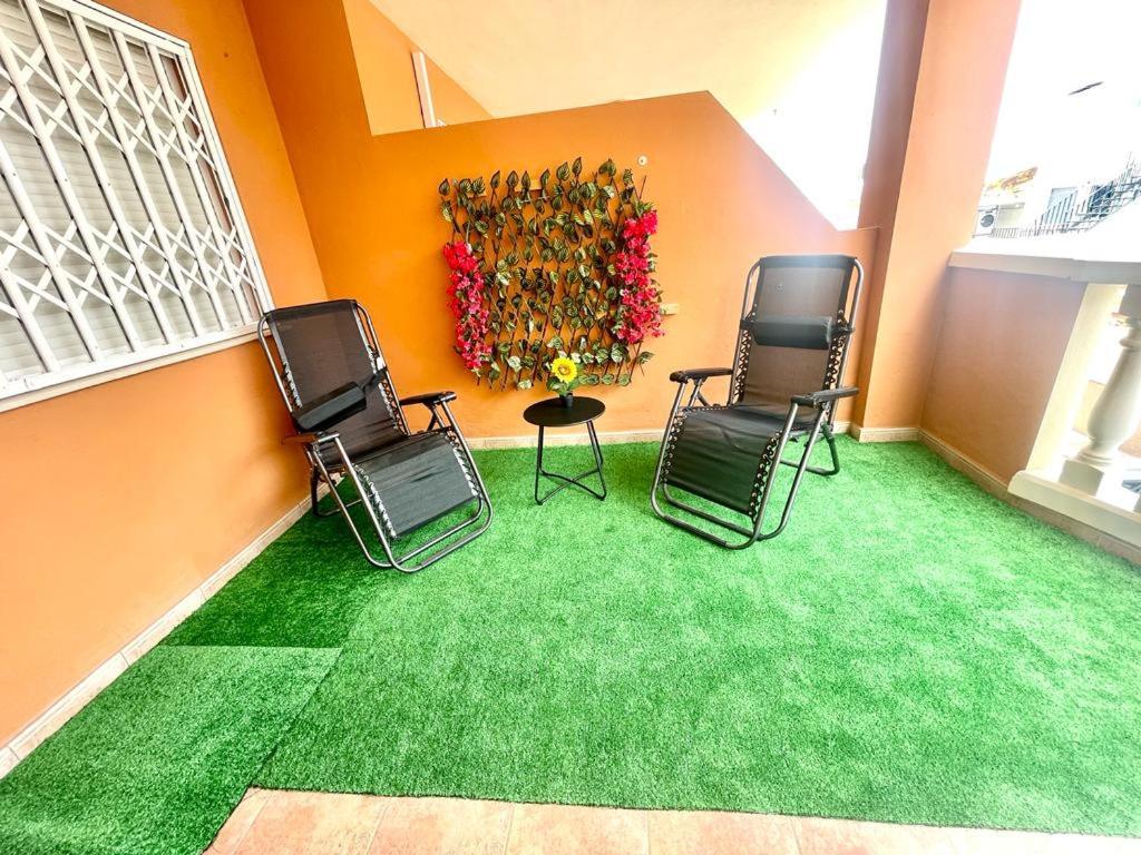 Апартаменти Apartamento Al Lado De La Playa Монкофар Екстер'єр фото
