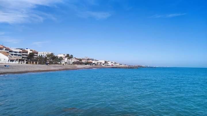 Апартаменти Apartamento Al Lado De La Playa Монкофар Екстер'єр фото