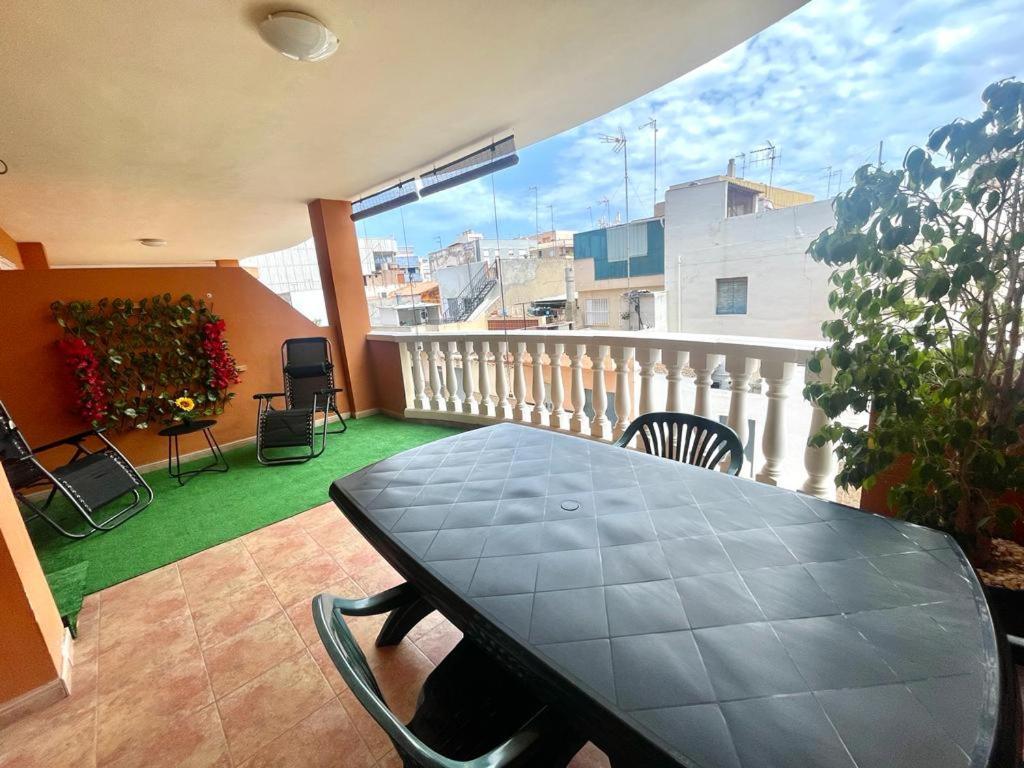 Апартаменти Apartamento Al Lado De La Playa Монкофар Екстер'єр фото